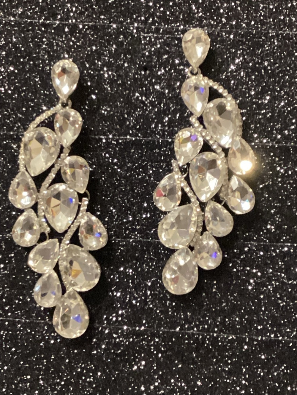 Clear Crystal Teardrop Cluster Dangle Earrings